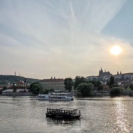 Nekazanka By Interhome פראג