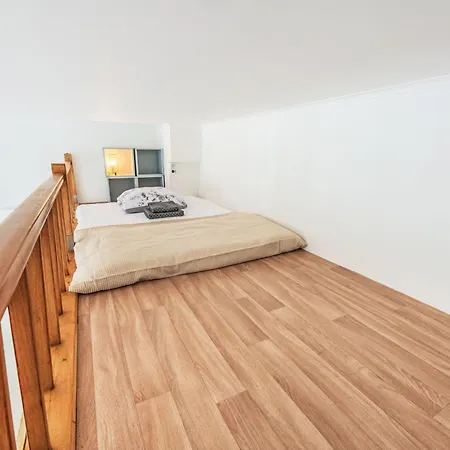 דירה Nekazanka By Interhome *